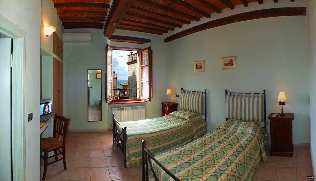 Locanda Nel Cassero Civitella Marittima Exteriör bild