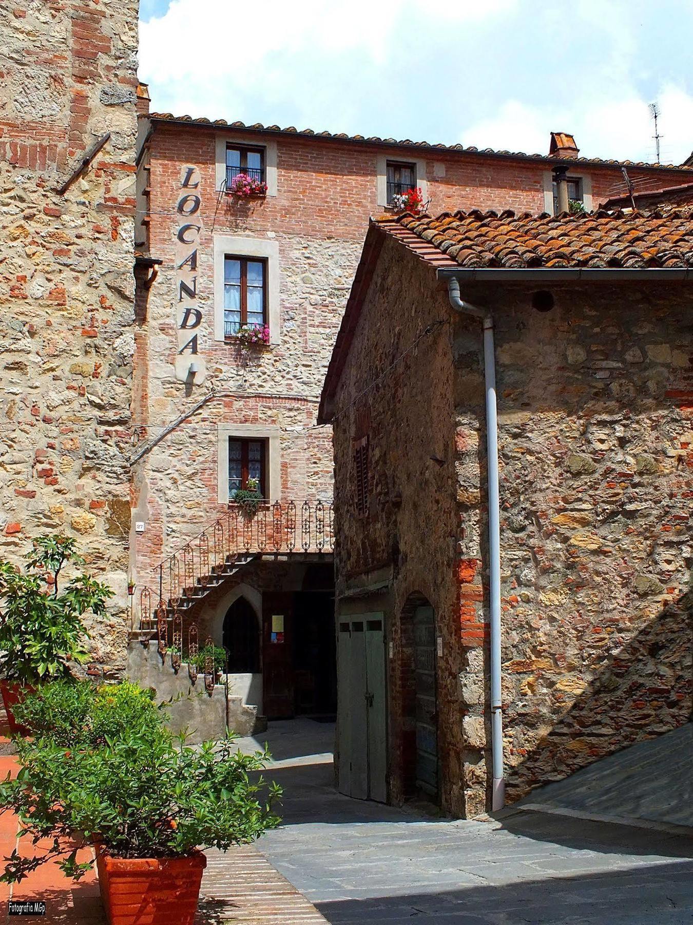 Locanda Nel Cassero Civitella Marittima Exteriör bild