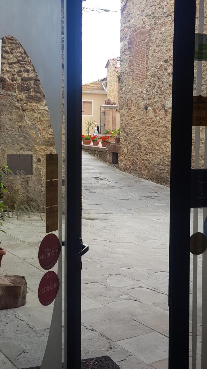 Locanda Nel Cassero Civitella Marittima Exteriör bild